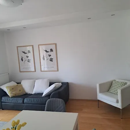 Апартаменты Teanta *